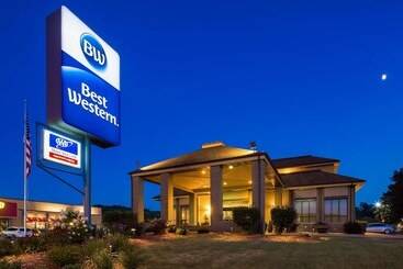 هتل Best Western Ambassador Inn & Suites