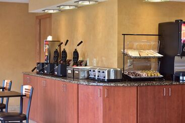 هتل Best Western Ambassador Inn & Suites