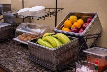 هتل Best Western Ambassador Inn & Suites
