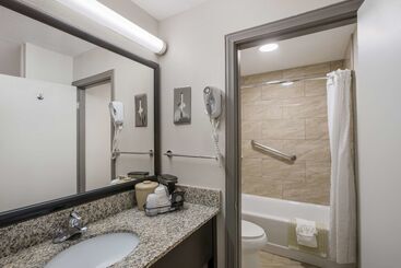 هتل Best Western Asheville Blue Ridge Parkway