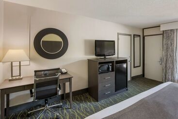 هتل Best Western Asheville Blue Ridge Parkway