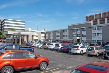 هتل Best Western At Ohare