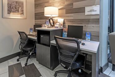 هتل Best Western At Ohare