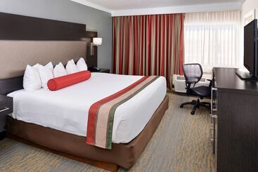 هتل Best Western At Ohare