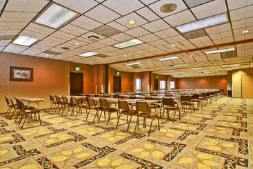 هتل Best Western Bidarka Inn