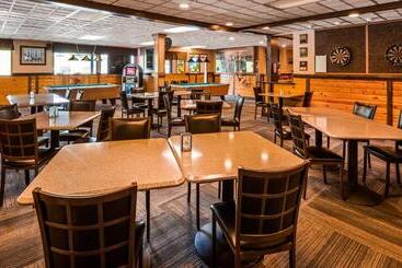 هتل Best Western Bidarka Inn