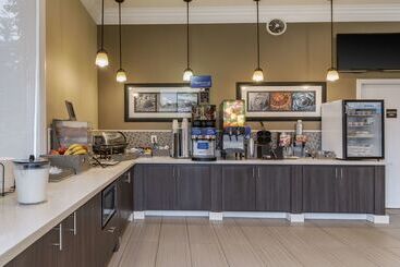 هتل Best Western Carmels Town House Lodge