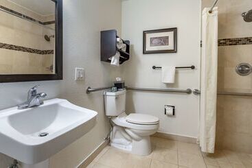 هتل Best Western Carmels Town House Lodge