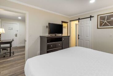هتل Best Western Carmels Town House Lodge