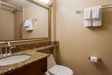 هتل Best Western Charleston Inn