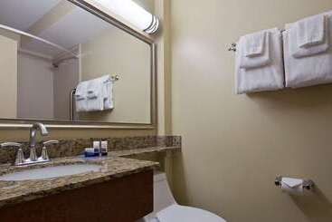هتل Best Western Charleston Inn