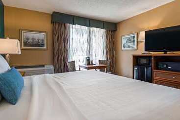 هتل Best Western Charleston Inn