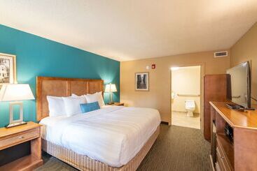 هتل Best Western Charleston Inn