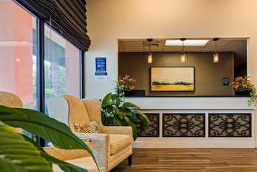 هتل Best Western Charleston Inn