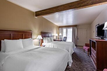 בית מלון כפרי Best Western Dunmar Inn