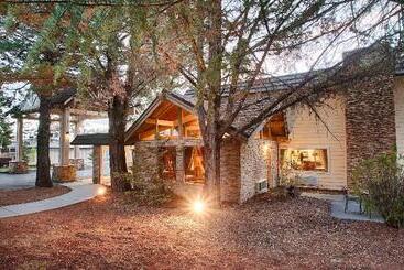 هتل Best Western Gold Country Inn