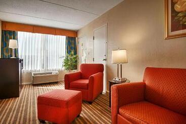 هتل Best Western Heritage Inn   Chattanooga