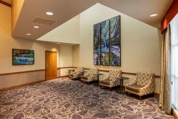 בית מלון כפרי Best Western Inn Of The Ozarks