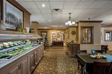 בית מלון כפרי Best Western Inn Of The Ozarks