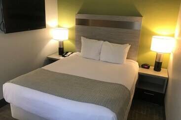 Best Western Innsuites Phoenix Hotel & Suites