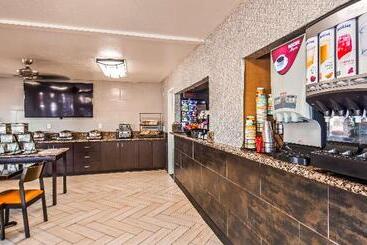 Best Western Innsuites Phoenix Hotel & Suites
