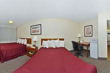 هتل Ramada By Wyndham Mesa Downtown