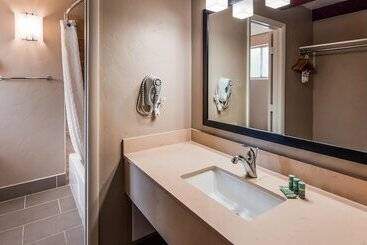 هتل Best Western Mission Inn