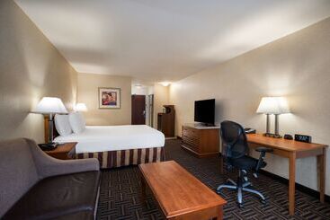هتل Best Western Norwalk Inn