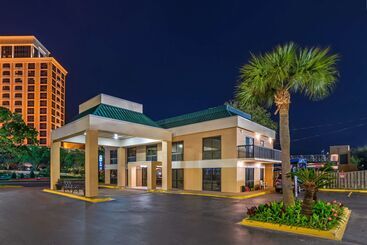 هتل Best Western Oak Manor