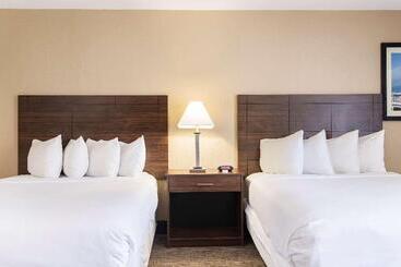 هتل Best Western Oceanside Inn