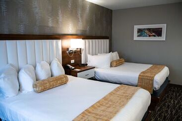 هتل Best Western On The Avenue