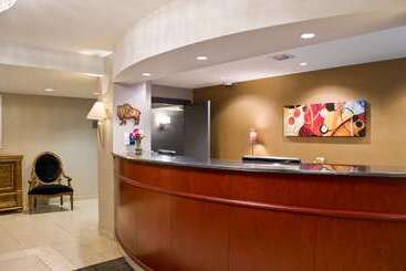 هتل Best Western On The Avenue