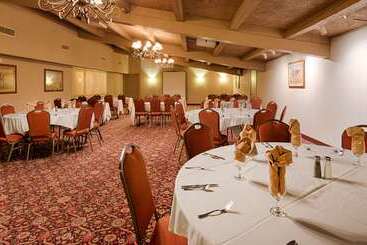 هتل Best Western Outlaw Inn