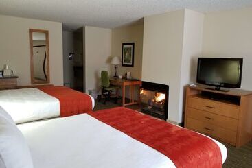 هتل Best Western Paint Pony Lodge
