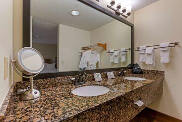 هتل Best Western Paint Pony Lodge