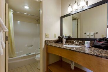 هتل Best Western Paint Pony Lodge