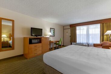 هتل Best Western Paint Pony Lodge