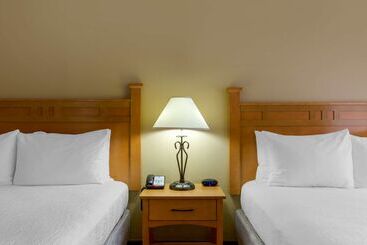 هتل Best Western Paint Pony Lodge