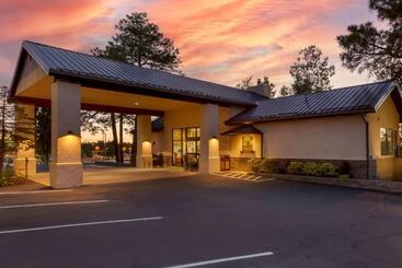 هتل Best Western Paint Pony Lodge