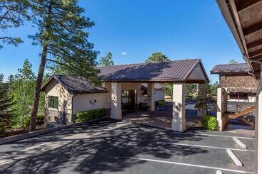 هتل Best Western Paint Pony Lodge