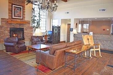 هتل Best Western Paint Pony Lodge