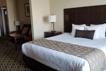 هتل Best Western Paradise Inn