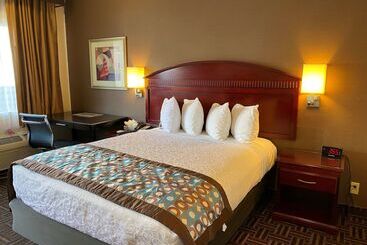 هتل Best Western Pasadena Inn