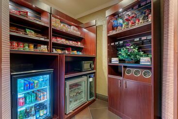 هتل Best Western Plus Brookside Inn