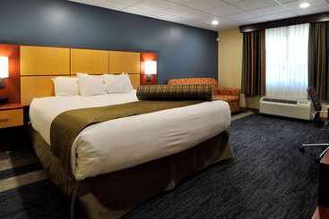 هتل Best Western Plus Clocktower Inn