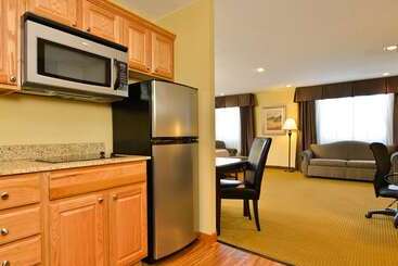Best Western Plus Dubuque Hotel And Conference Center