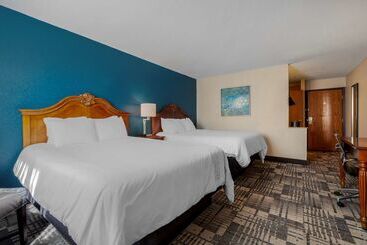 Best Western Plus Dubuque Hotel And Conference Center