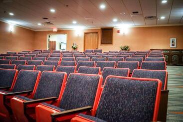 Best Western Plus Dubuque Hotel And Conference Center