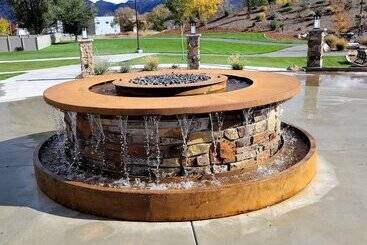 هتل Best Western Plus High Country Inn