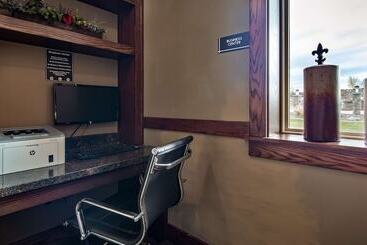 هتل Best Western Plus High Country Inn